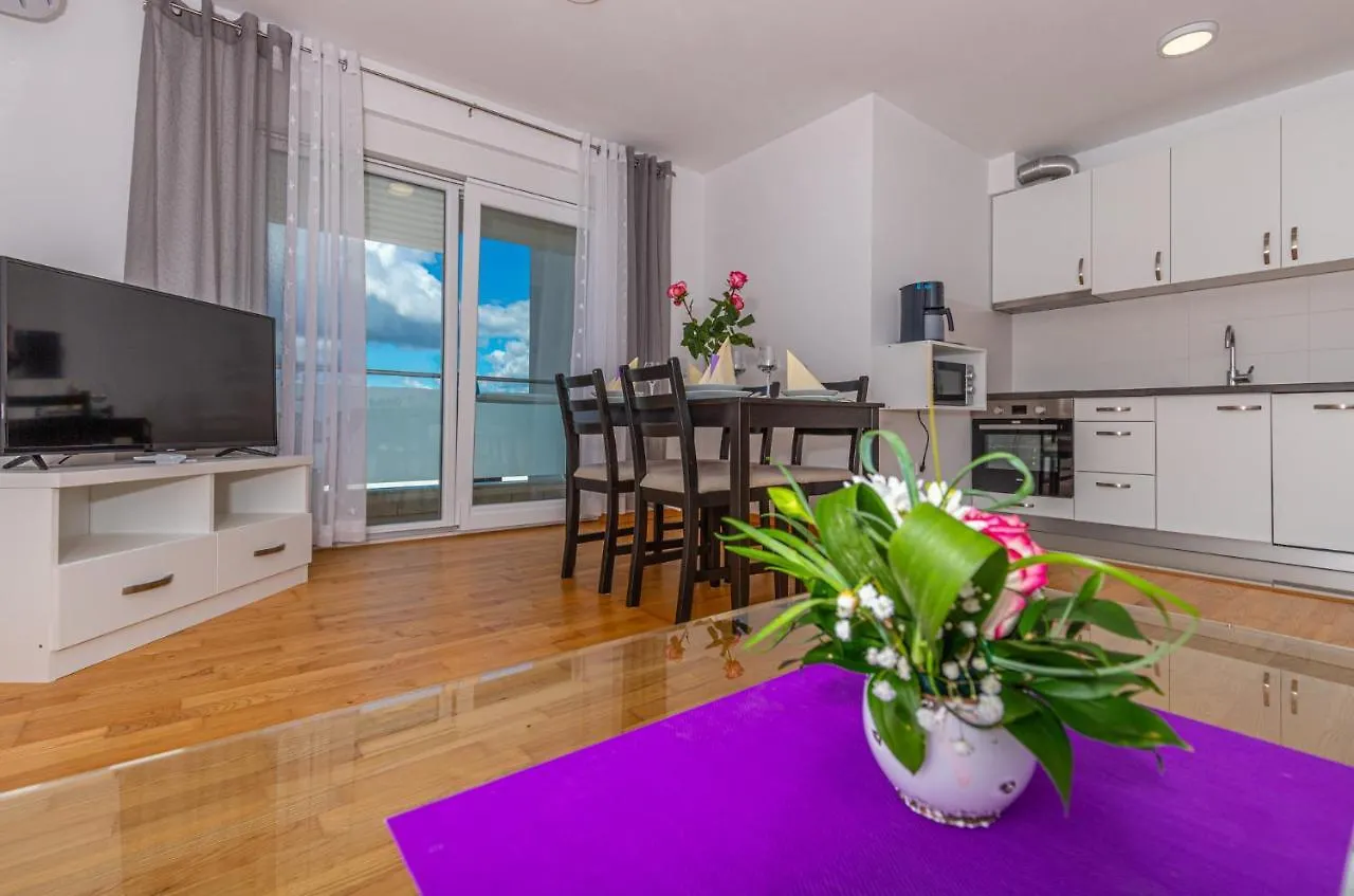 Apartments In Crikvenica 41205 Croatia