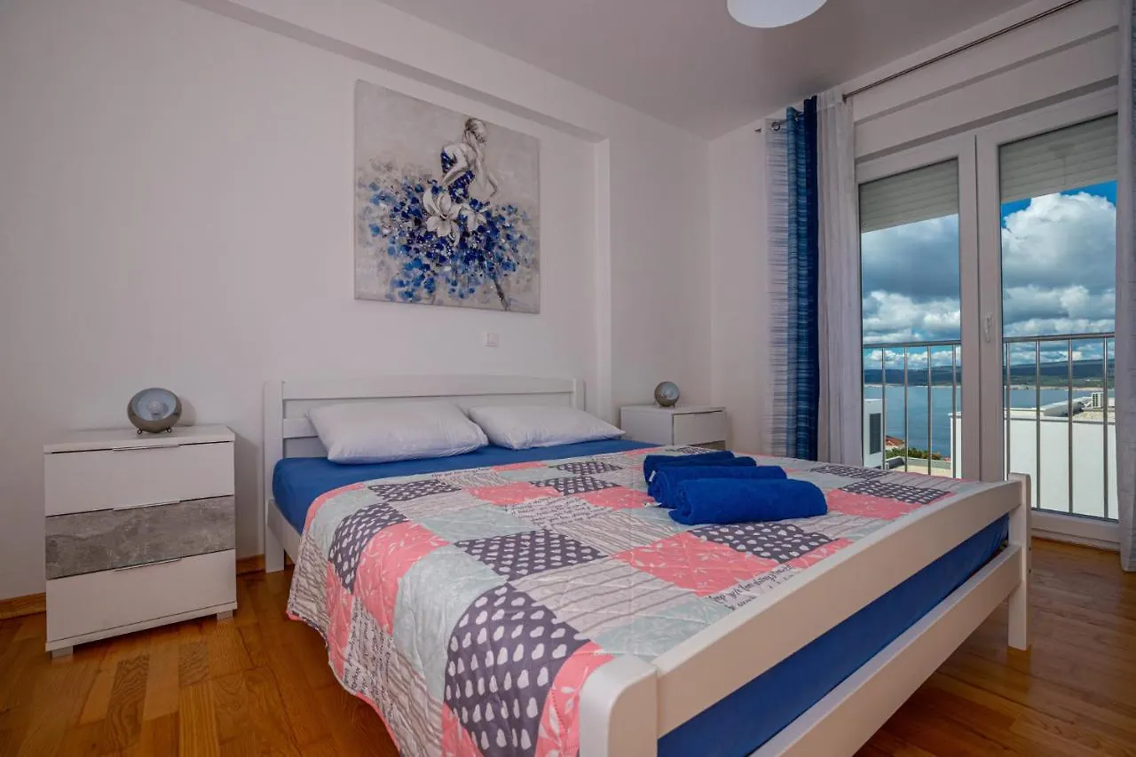 Apartments In Crikvenica 41205