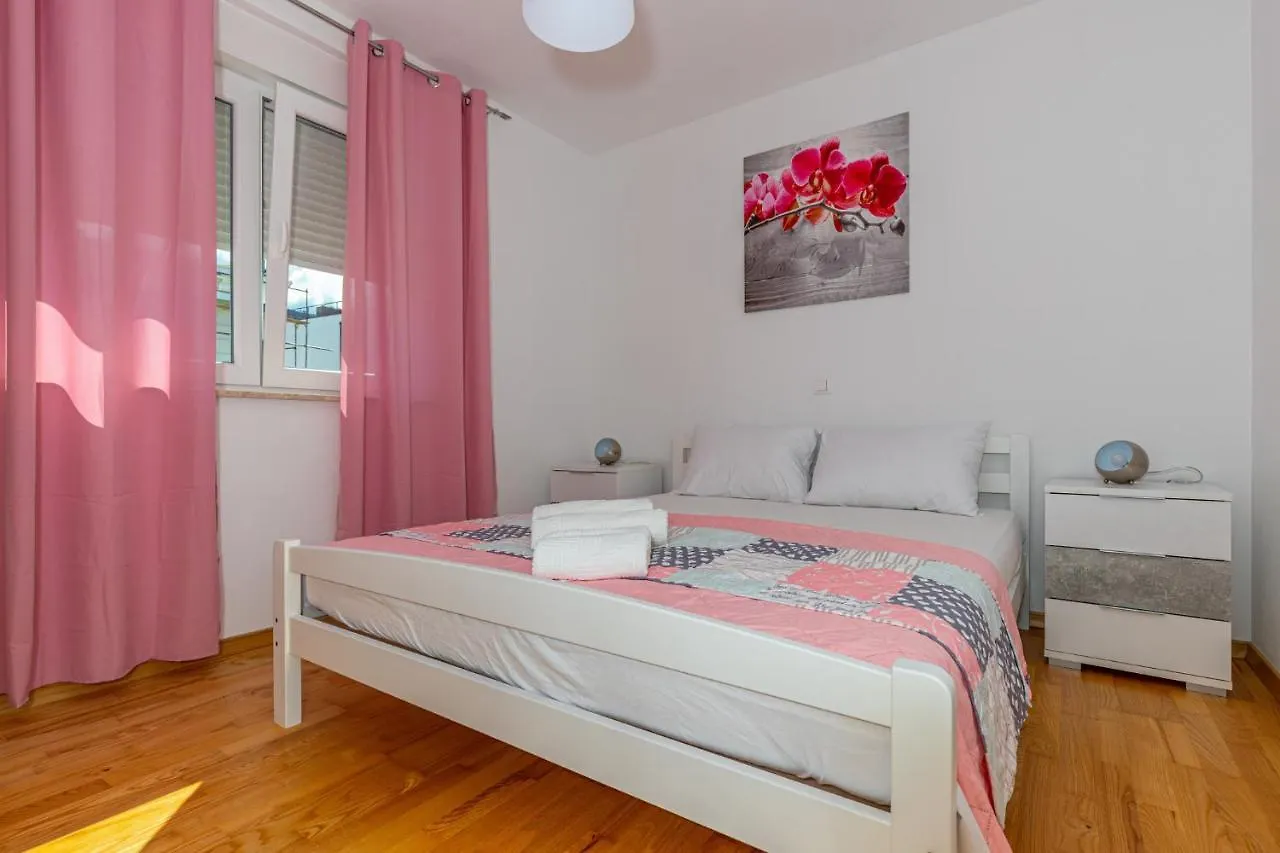 Apartments In Crikvenica 41205 Croatia
